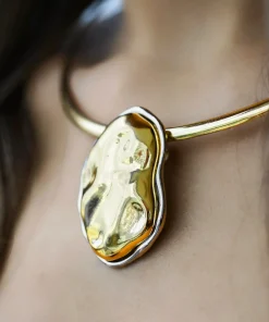 Alternative view of Gaia Kolye Küpe Set