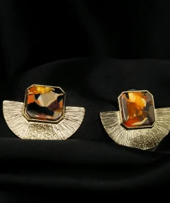 Alternative view of Solis Solaris