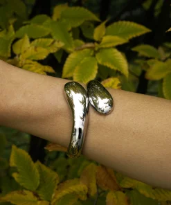 Alternative view of Fluid Touch Bilezik