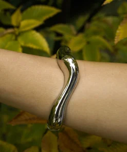 Alternative view of Fluid Silver Bilezik