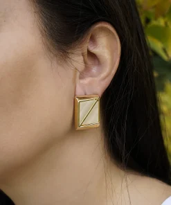 Alternative view of Nude Geometry Küpe