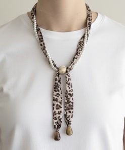 Alternative view of Leopar Fular Kolye