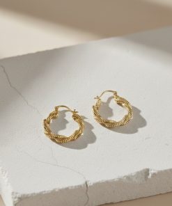 Altın Rengi Hasır Küpe